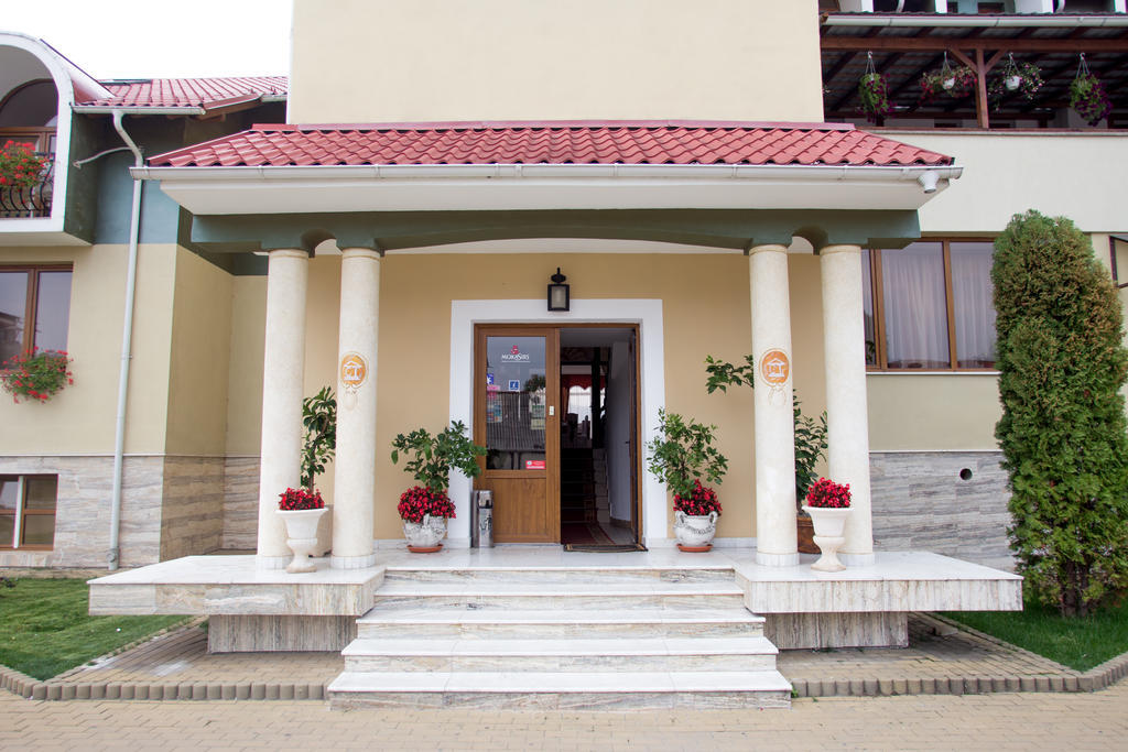 Casa Traiana Hotel Alba Iulia Exterior photo